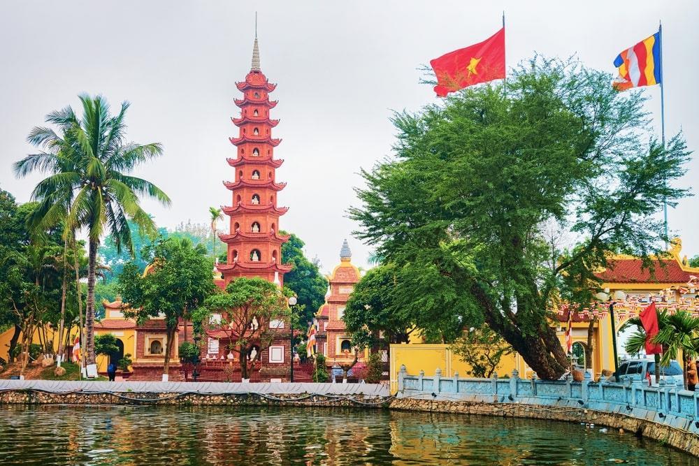 Báo nước ngoài chọn Trấn Quốc là ngôi chùa đẹp hàng đầu thế giới-1