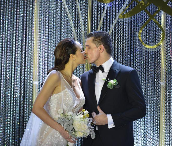 6 tuần sau đám cưới với chồng Tây, siêu mẫu Phương Mai xác nhận đang mang bầu 6 tháng-4