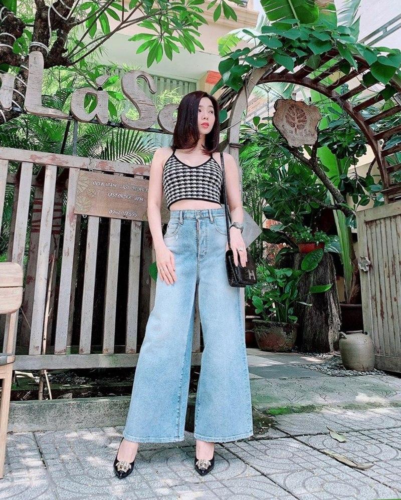 Cùng khoe street style với sắc hồng: Sơn Tùng đỏm dáng - Ngọc Trinh sexy - Phạm Hương cổ điển-8