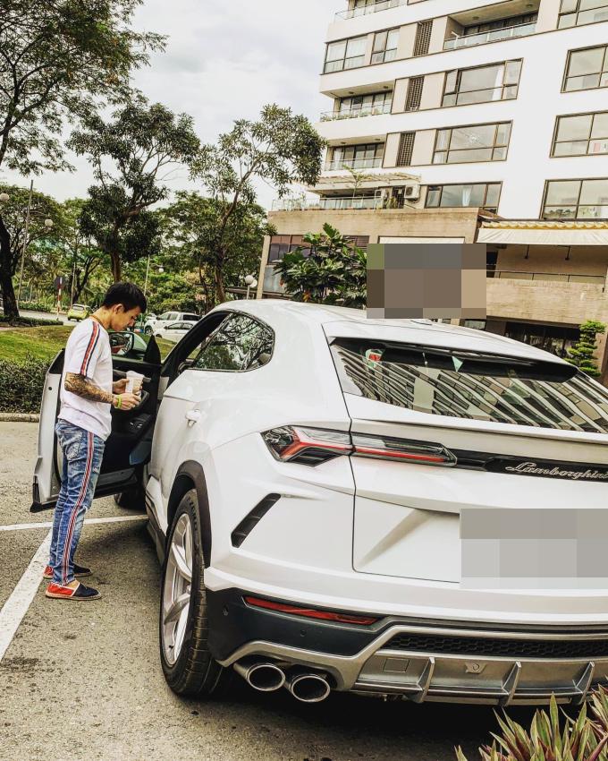 Đâu chỉ quan tâm vợ đẹp con xinh, thiếu gia Minh Nhựa vừa khẳng định đẳng cấp dân chơi khi tậu liền 2 siêu xe 50 tỷ-2