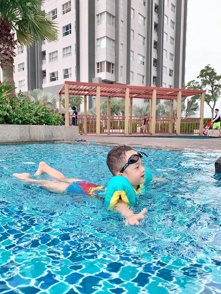 Hiếm hoi mới công khai diện bikini, Ly Kute khiến ai cũng xuýt xoa nhan sắc gái một con trông mòn con mắt-2