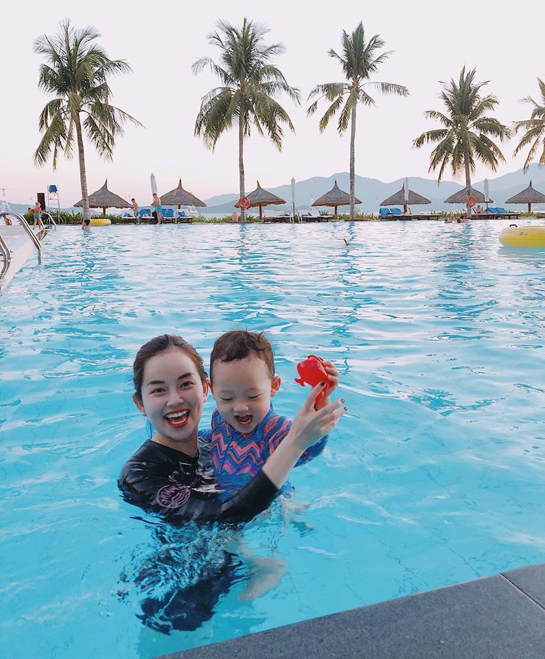 Hiếm hoi mới công khai diện bikini, Ly Kute khiến ai cũng xuýt xoa nhan sắc gái một con trông mòn con mắt-8