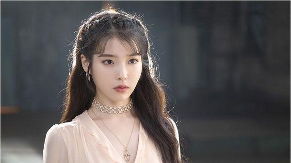 5 kiểu tóc đẹp ngút ngàn của IU trong Hotel Del Luna-7