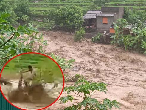 Clip: Khoảnh khắc xe giường nằm lao như tên bắn vào chợ khiến 4 người thiệt mạng-3