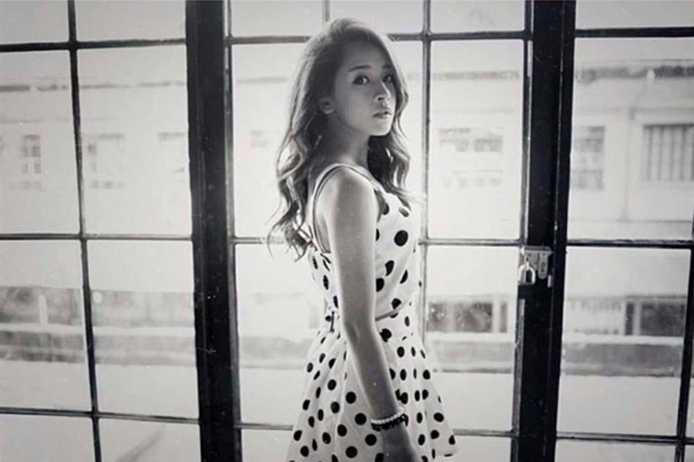 Không còn là hot girl tuổi teen, Chi Pu giờ diện đồ sexy thế này đây-3