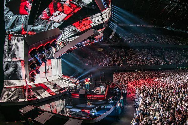 Ed Sheeran vừa xác lập kỉ lục mới: Nghệ sĩ đi tour thần sầu với doanh thu khủng nhất mọi thời đại-6