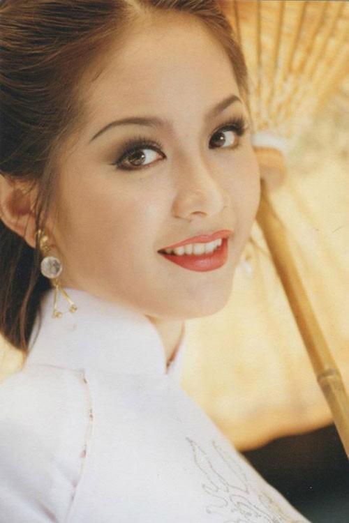 Lương Thùy Linh đăng quang Miss World Vietnam 2019, một lần nữa thiên hạ phải trầm trồ về Đại học Ngoại thương-3