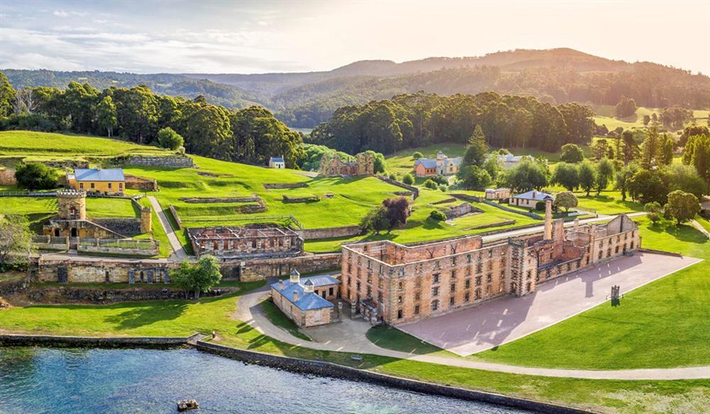 Khám phá điều rùng rợn tại thị trấn ma ám ở Australia-1