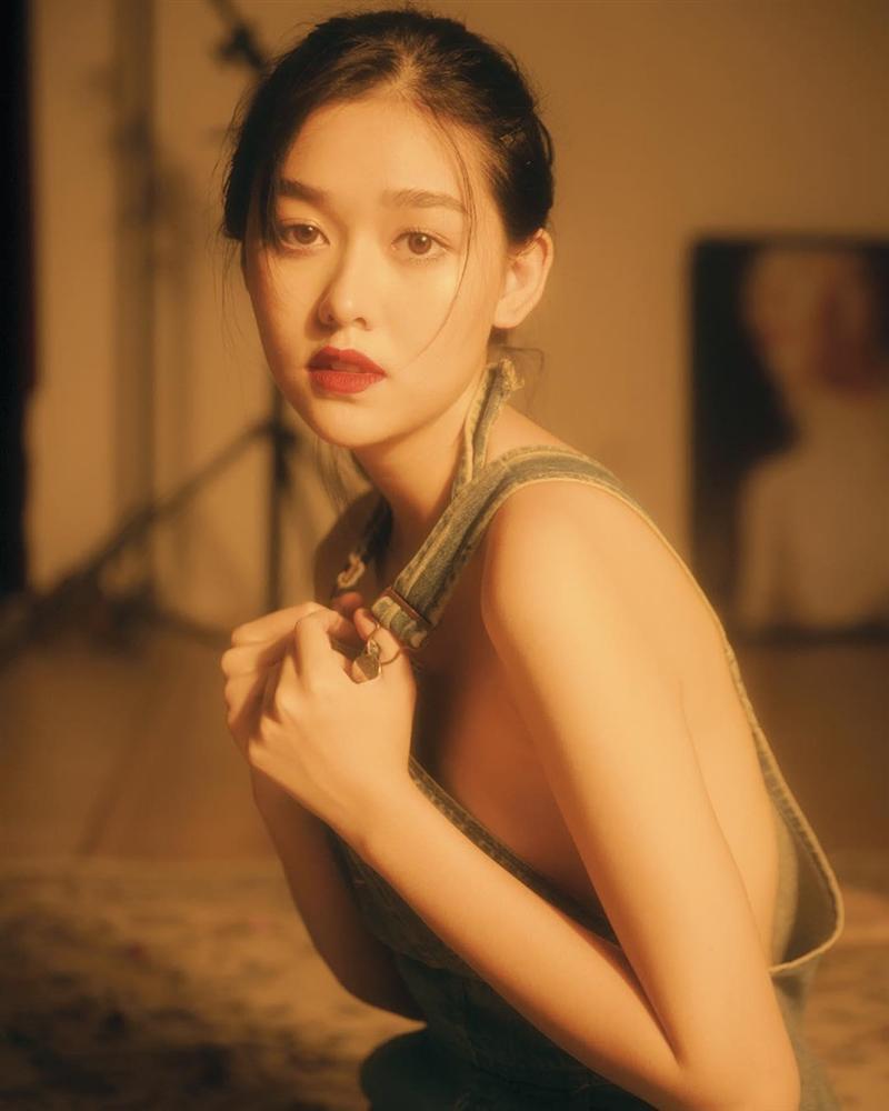 Nhan sắc Á hậu 2 Tường San đẹp không thua kém Hoa hậu Lương Thùy Linh-6