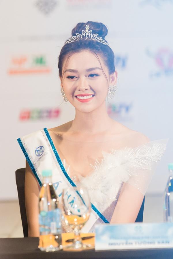 Tân Hoa hậu Lương Thùy Linh: Không có chuyện tôi mua giải-7