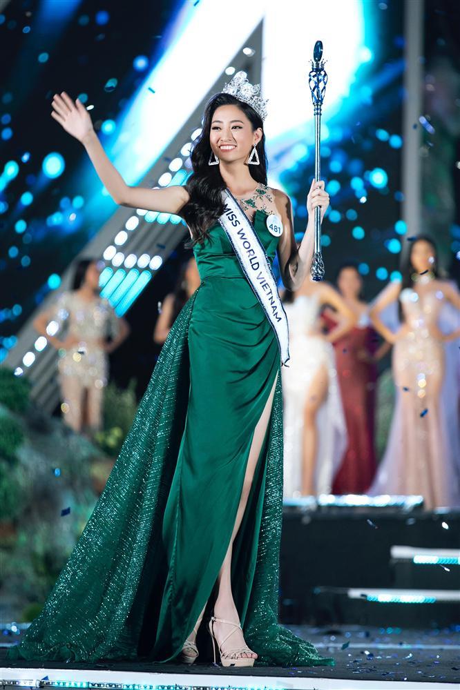 NTK váy dạ hội của Miss World Vietnam 2019: ‘Lương Thuỳ Linh rất ngoan, lễ phép và hiểu chuyện’-3
