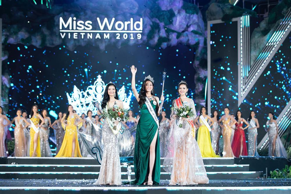 NTK váy dạ hội của Miss World Vietnam 2019: ‘Lương Thuỳ Linh rất ngoan, lễ phép và hiểu chuyện’-7