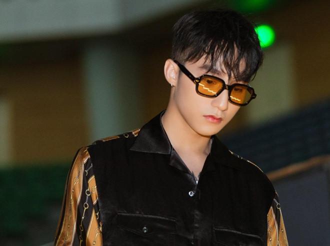 Sơn Tùng M-TP nhận lời cầu hôn của fan nữ 16 tuổi-1