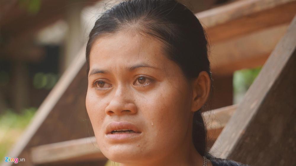 Bản làng tan hoang, người dân gào khóc sau trận lũ dữ-11