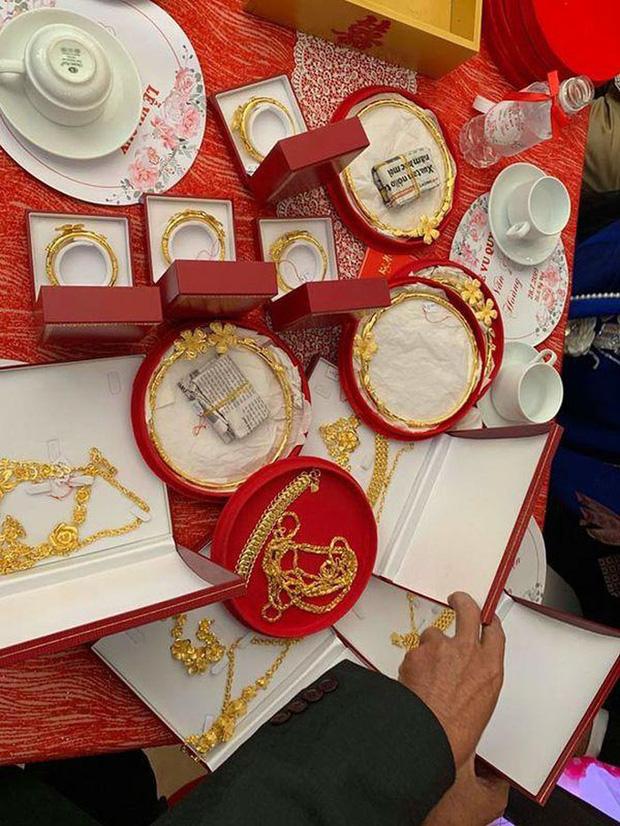 Những cô dâu số hưởng với vòng vàng trĩu cổ: Gánh nặng vậy ai cũng nguyện ý lấy chồng!-4