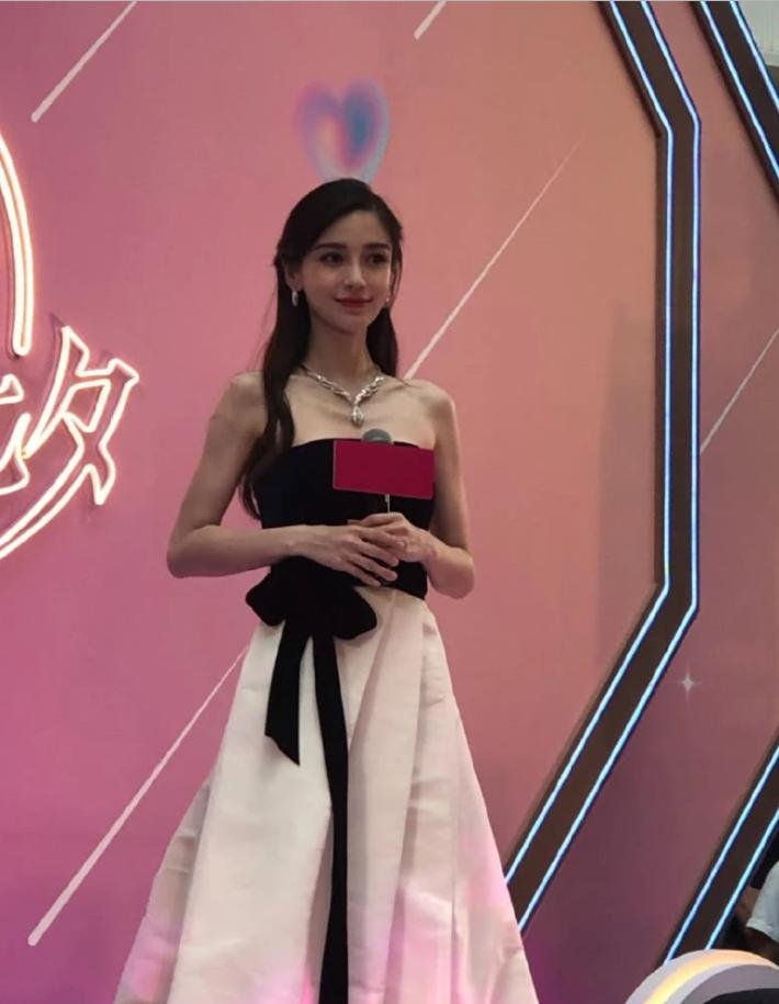 Vừa bị chê gầy trơ xương thiếu sức sống, Angela Baby lấy lại phong độ với bộ ảnh đẹp không góc chết-1