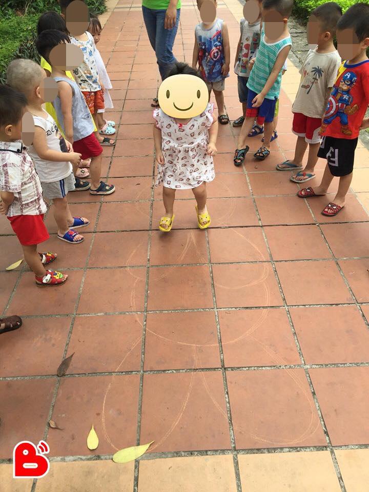 Thanh niên 24 tuổi lên mạng than vãn sáng nào cũng đưa cả mẹ cả con đi học, tuổi thật cô vợ được hé lộ khiến ai nấy giật mình-2