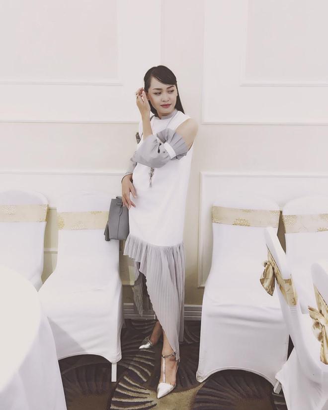 Hé lộ người chị giỏi giang đang du học Pháp của Á hậu Tường San, nhìn ảnh trang cá nhân mới thấy nhan sắc không phải dạng vừa-9