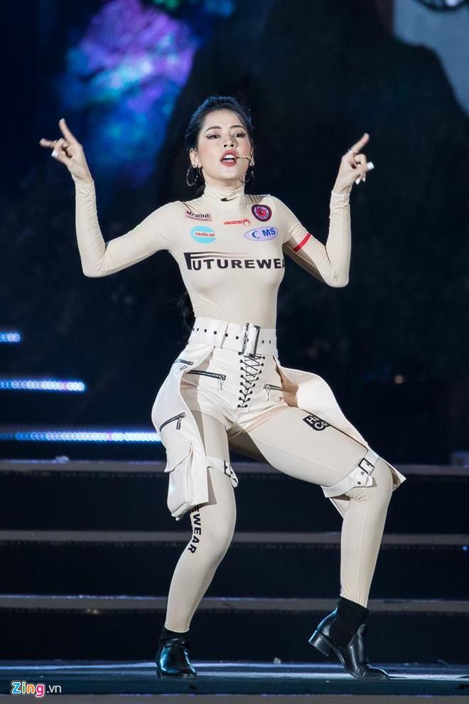 Vì sao Chi Pu được mời hát tại chung kết Hoa hậu Thế giới Việt Nam?-2