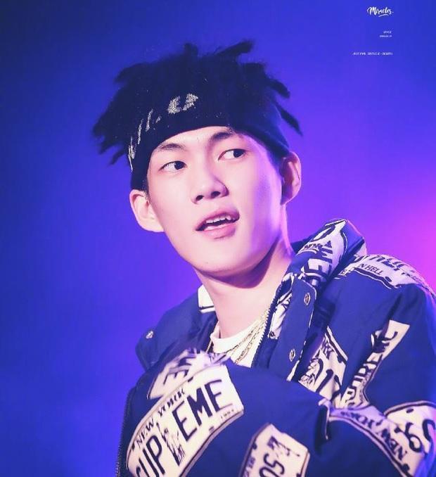 Rapper Trung Quốc bị phản đối vì đăng video chặt ngón tay bạo lực-1