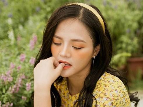 Có tình yêu mới, Huệ Về nhà đi con lột xác khác phim một trời một vực-10