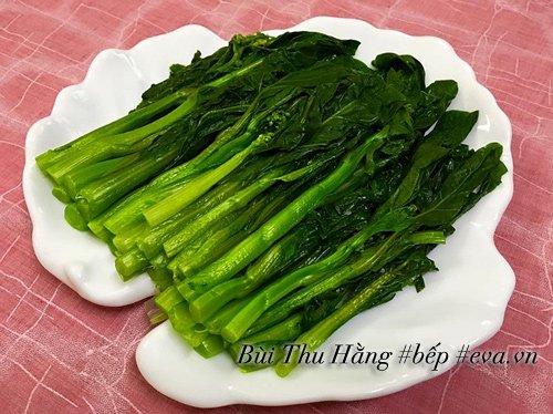 Bữa cơm chiều thơm từ nhà ra ngõ, chồng con ăn hết vẫn thèm-3