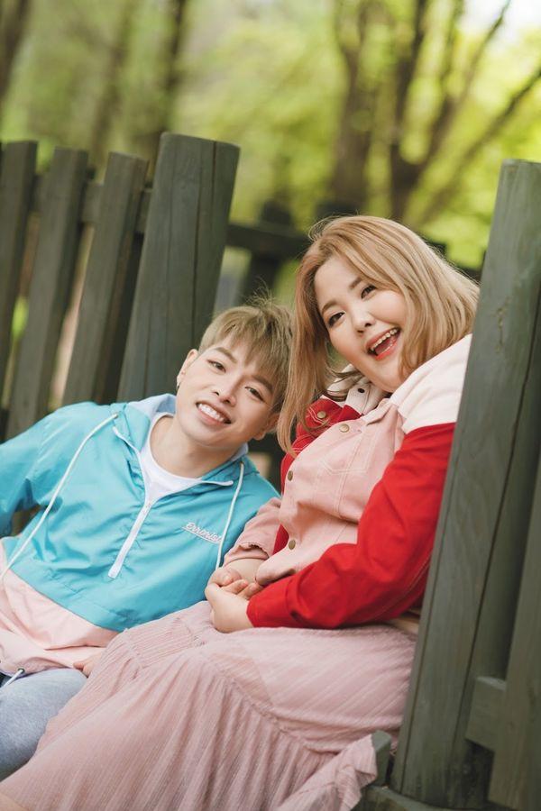 Phì cười với tiêu chuẩn chọn nữ chính đóng MV mới của Đức Phúc, đến Hòa Minzy cũng bị loại từ vòng gửi xe-1