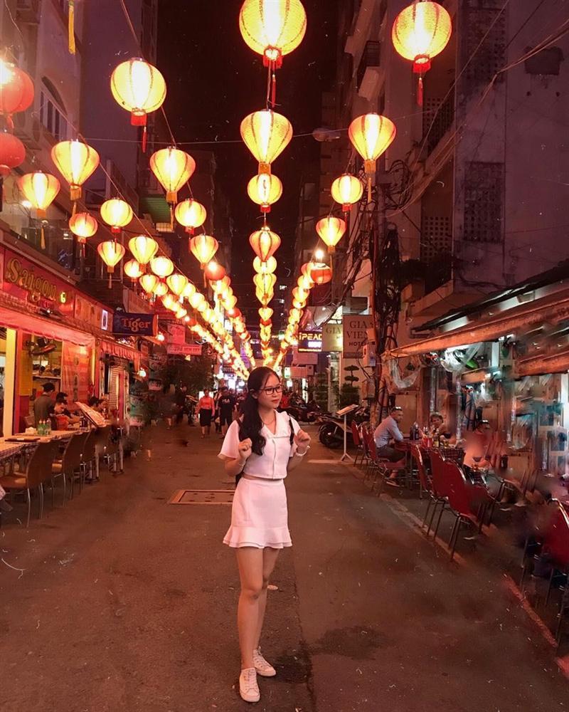 3 khu phố nhộn nhịp về đêm thu hút giới trẻ Sài thành-1