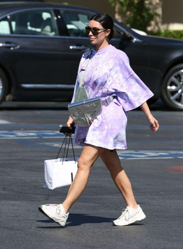 Kim Kardashian lại gây sốt với chiếc túi Dior hơn 800 triệu đồng-2