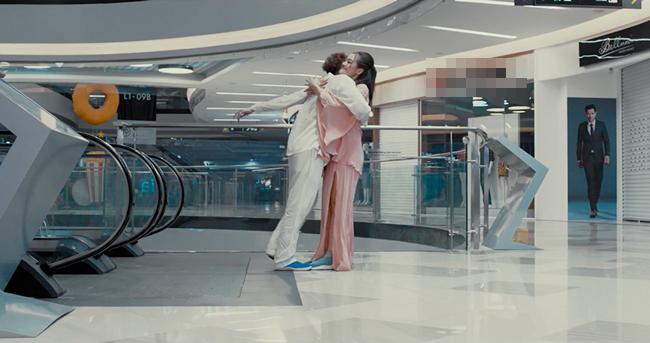 Người lạ ơi phiên bản điện ảnh mới nhá hàng teaser trailer, khán giả đã phán nhảm nhí-5