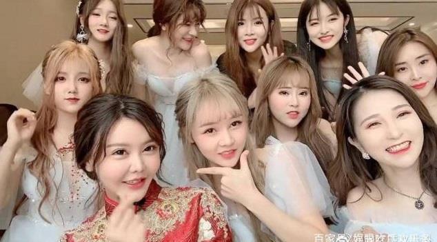 Nhiều hotgirl Trung Quốc mặt thật và hình trên mạng không liên quan-7