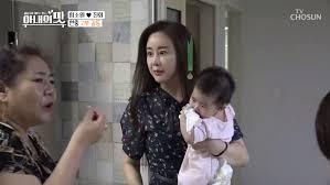 Hoa hậu Hàn mệt mỏi khi liên tục phải chu cấp tiền cho ông xã kém 18 tuổi ở nhà ăn không-3