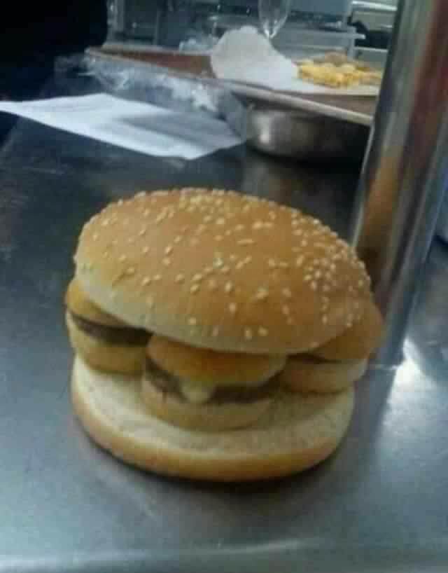 Những kiểu ăn uống kinh dị nhất, nhìn đã sợ mà nhiều người vẫn nuốt trôi-10