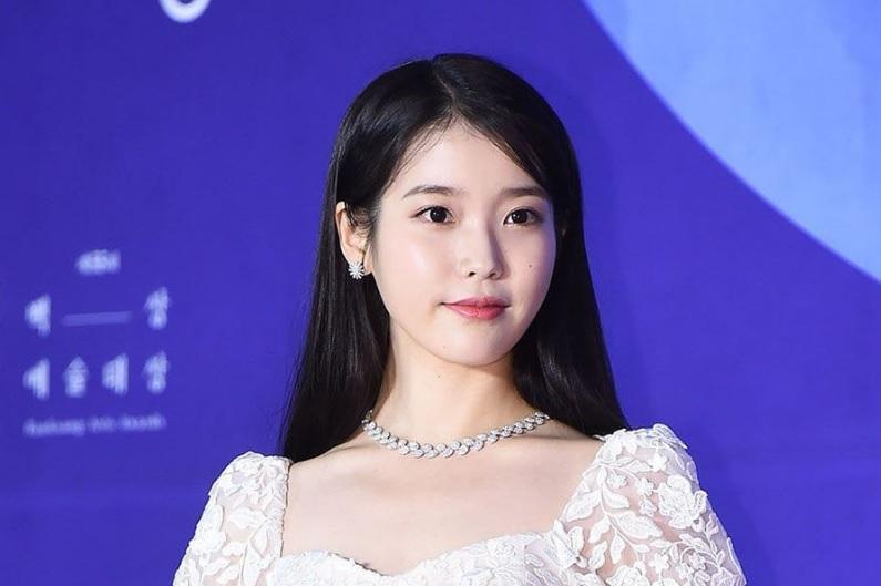 Nữ idol xấu nhất Kpop khoe vẻ ngoài lột xác rực rỡ-4