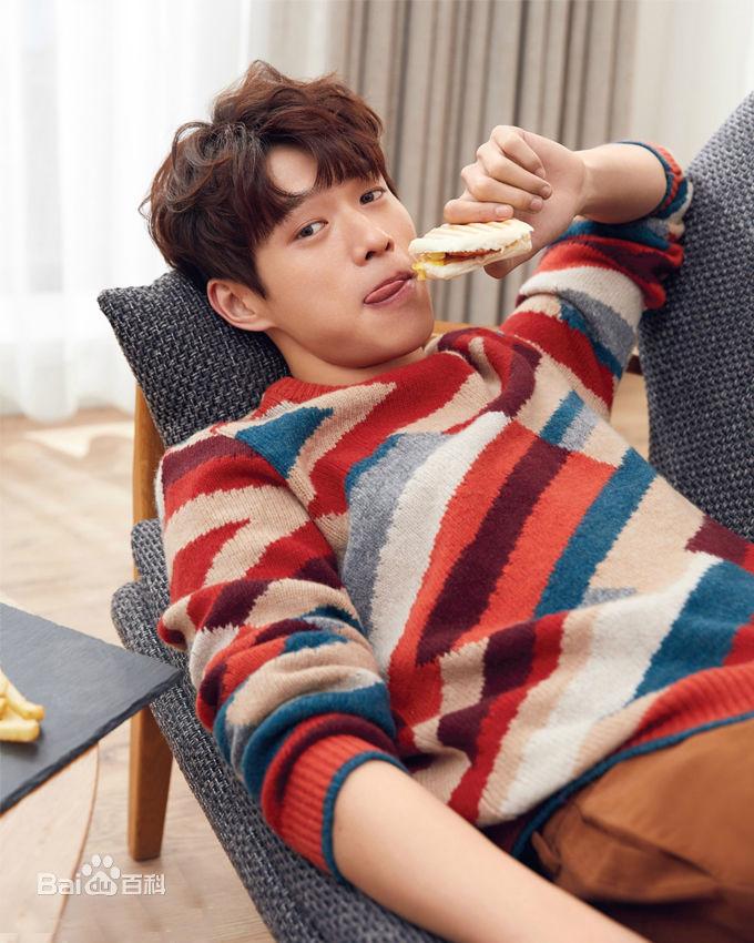 Phi công vướng tin đồn yêu Dương Mịch: Chuẩn cao phú soái và si mê đàn chị từ 13 năm trước-5