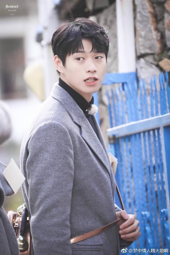 Phi công vướng tin đồn yêu Dương Mịch: Chuẩn cao phú soái và si mê đàn chị từ 13 năm trước-8