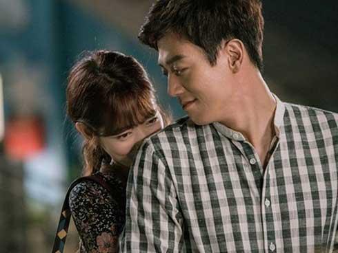 Bạn trai ngày đêm cày tiền đám cưới, tôi sững sờ biết công việc thật của anh