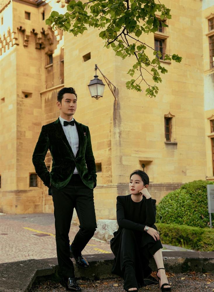 Cô Cô Lưu Diệc Phi khoe ảnh ngọt ngào cùng Dương Quá Huỳnh Hiểu Minh-7