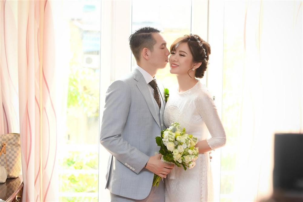 Lấy chồng sinh con cho đại gia, loạt hotgirl đình đám dần lặn mất tăm-11