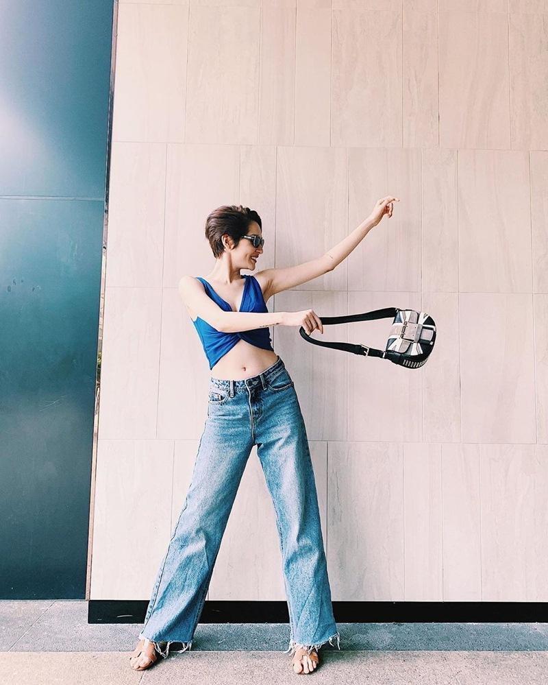 Cuối tuần là phải lên đồ sexy với áo hai dây: Hồ Ngọc Hà đằm thắm - Minh Hằng cá tính-1