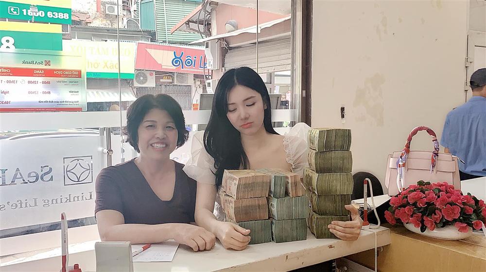 Vừa định bán nhà Quang Lê mua tặng, Thanh Bi lại khoe tậu nhà tiền tỷ-1