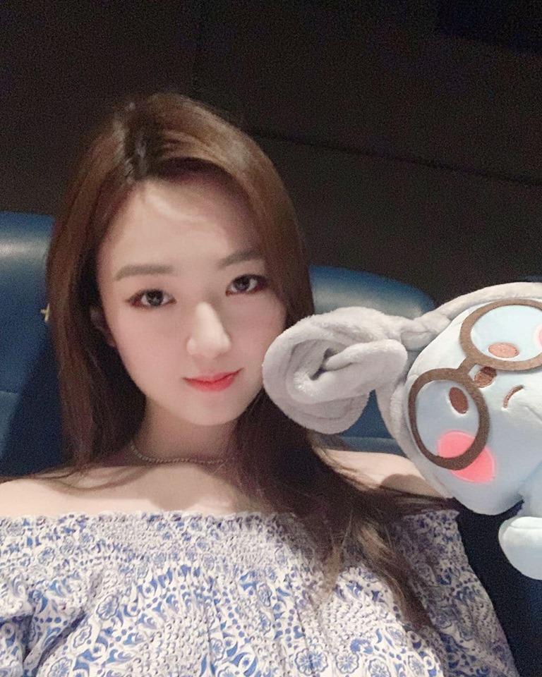 Khoe ảnh siêu đẹp mừng sinh nhật con gái, Hoa hậu Giáng My khiến ai nấy ngất ngây trước nhan sắc của Rich Kid Anh Sa-1