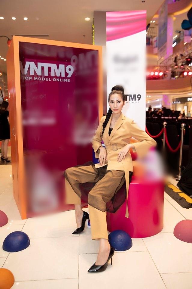 Hết thời gầy như zombie, Cao Ngân tái xuất với thần thái khó ai bì kịp khi catwalk ở VNTM 2019-3