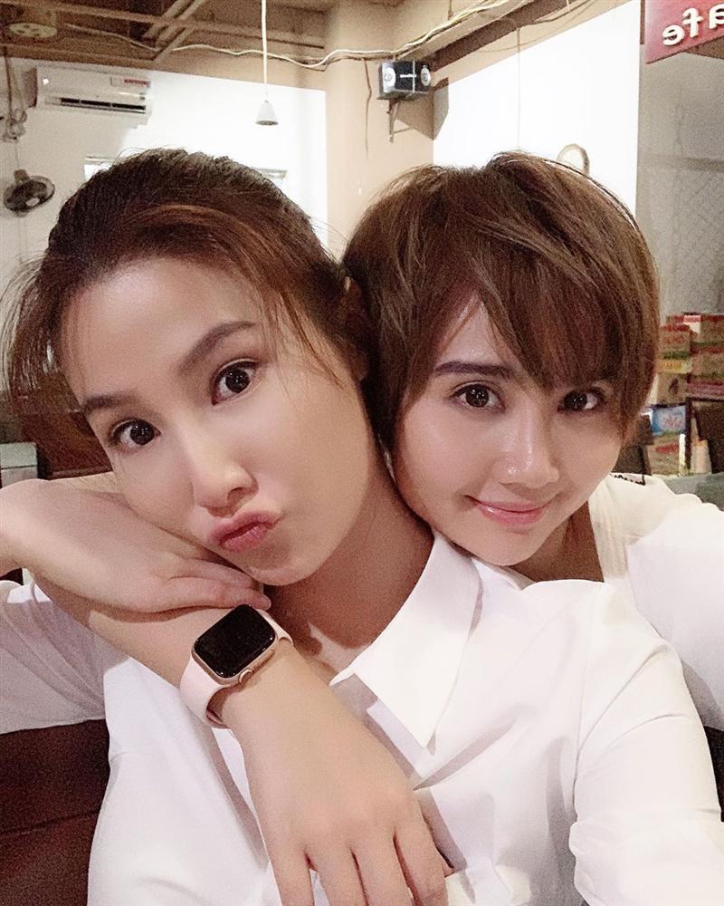 Hồ Ngọc Hà phi siêu xe xuống phố vui chơi cùng Subeo ngày cuối tuần-10