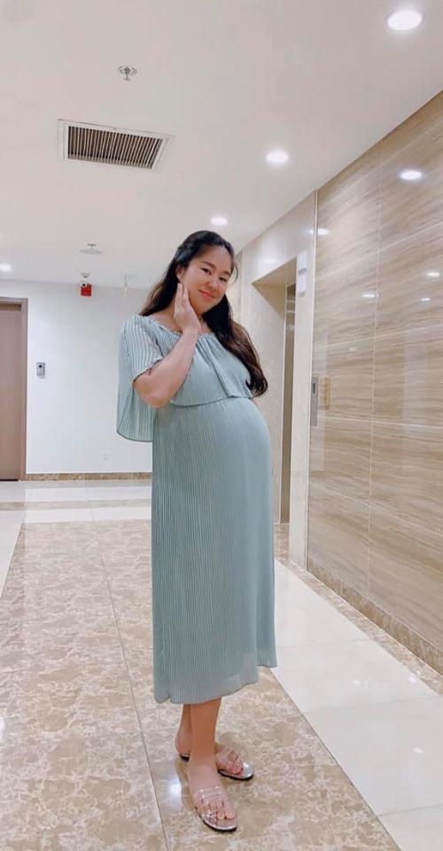 Hồ Ngọc Hà phi siêu xe xuống phố vui chơi cùng Subeo ngày cuối tuần-13