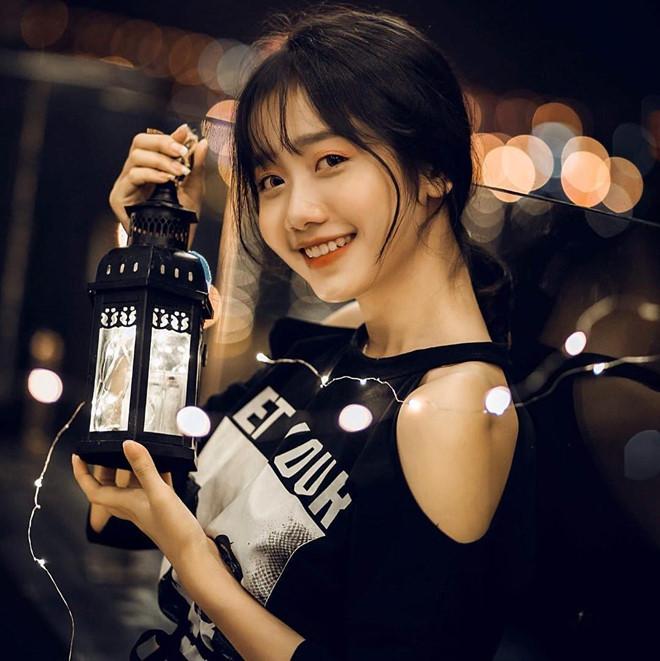 Nữ sinh 2K1 Lào Cai được dân mạng gọi là hot girl ảnh thẻ-7