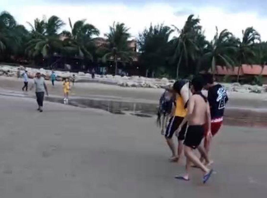 4 người tử vong khi tắm biển ở Bình Thuận-1