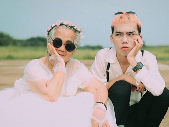 Bộ ảnh ‘Nội tôi 88 tuổi mặc váy cưới’ của chàng trai sinh năm 2000 khiến dân mạng vừa phì cười, vừa cay mắt