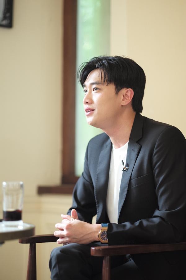 Quốc Trường lần đầu lên tiếng về tin đồn tình cảm với Lê Phương, Mai Phương Thúy và Midu-2