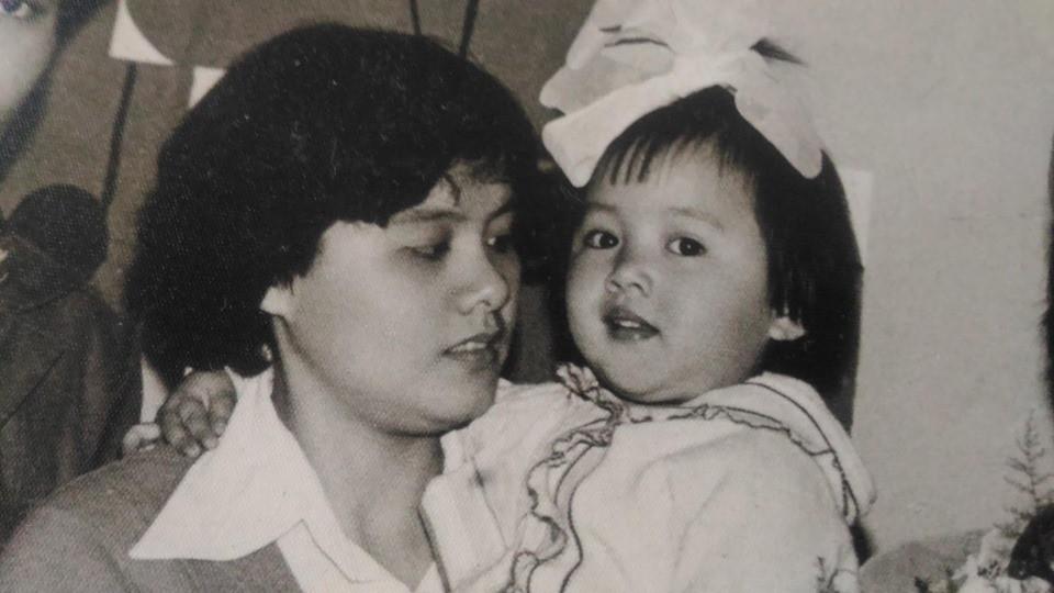 Bị đồn sửa mũi, BTV Hoài Anh tung bằng chứng thép khẳng định bố mẹ cho sao con để vậy-2